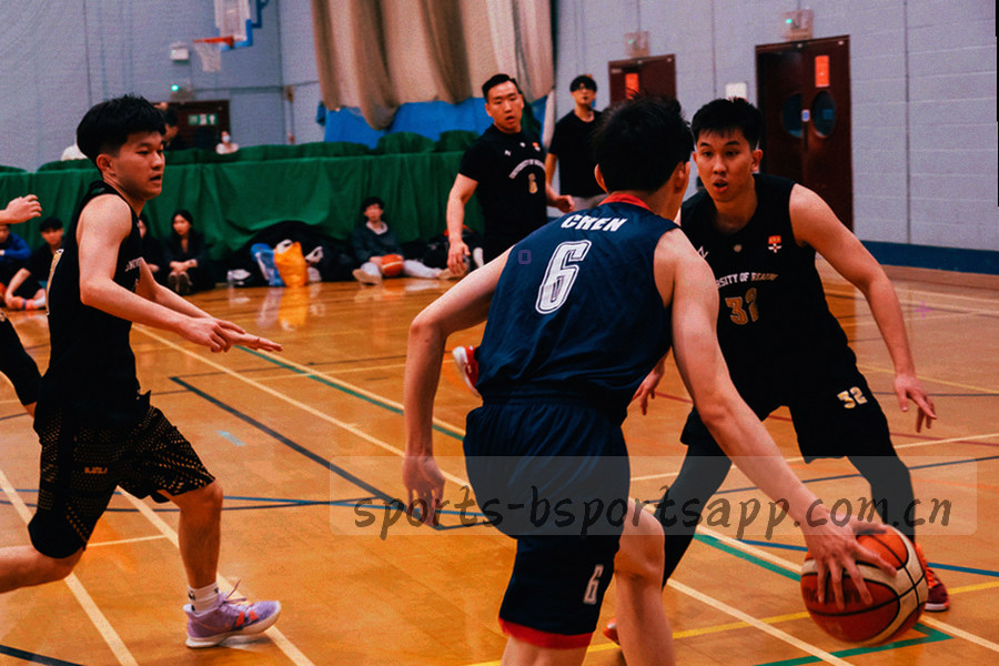 两座城市夜景与连接道路的示意画面